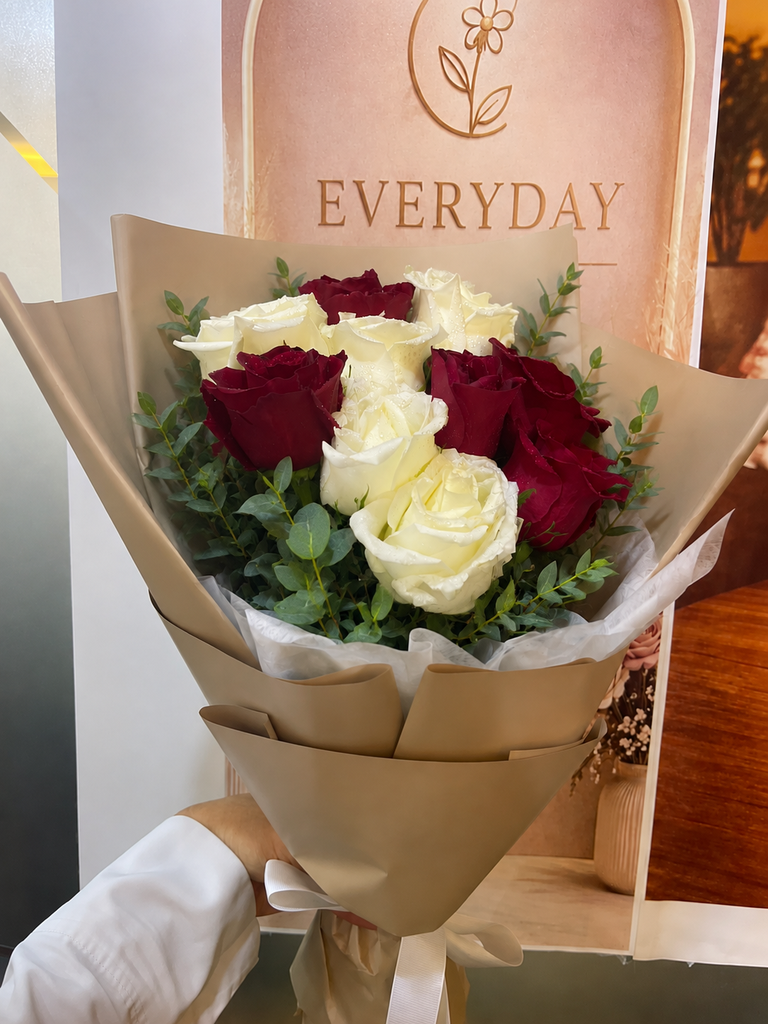 14 Red & White mix - Elegant wrapping 🌟