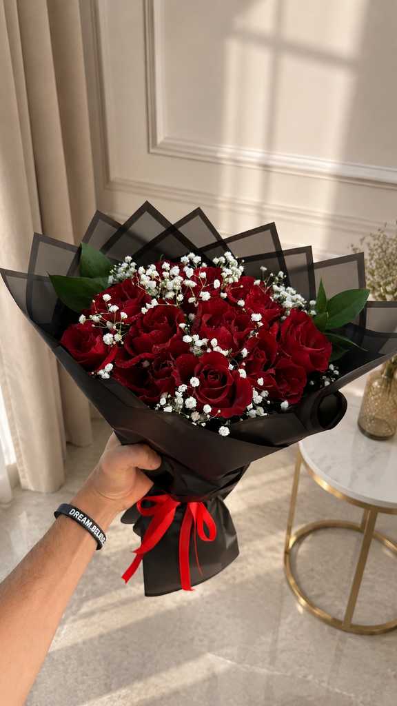 15 Roses with Baby Breath, Ruscus leaves 🍃